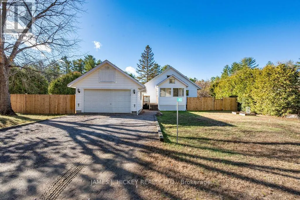 House for rent: 143 Boundary Road, Deep River, Ontario K0J 1P0