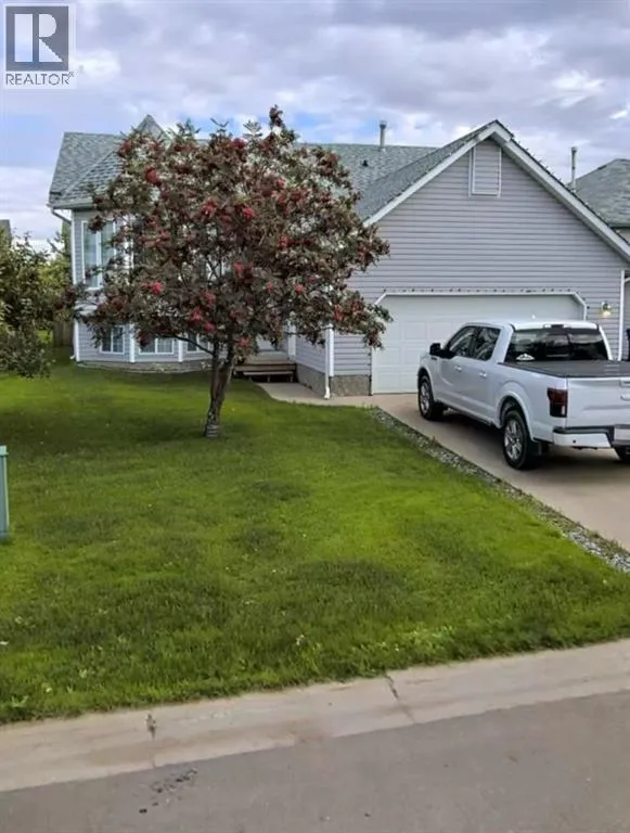 House for rent: 143 Breukel Crescent, Fort McMurray, Alberta T9K 1W8