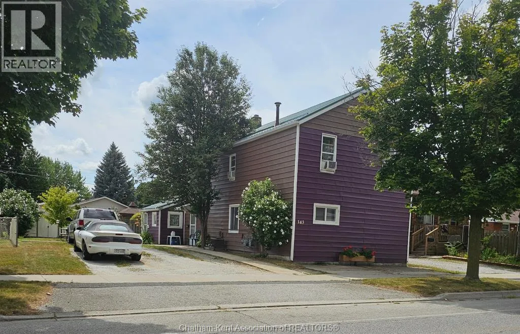 Duplex for rent: 143 Sandys Street, Chatham, Ontario N7L 3R5