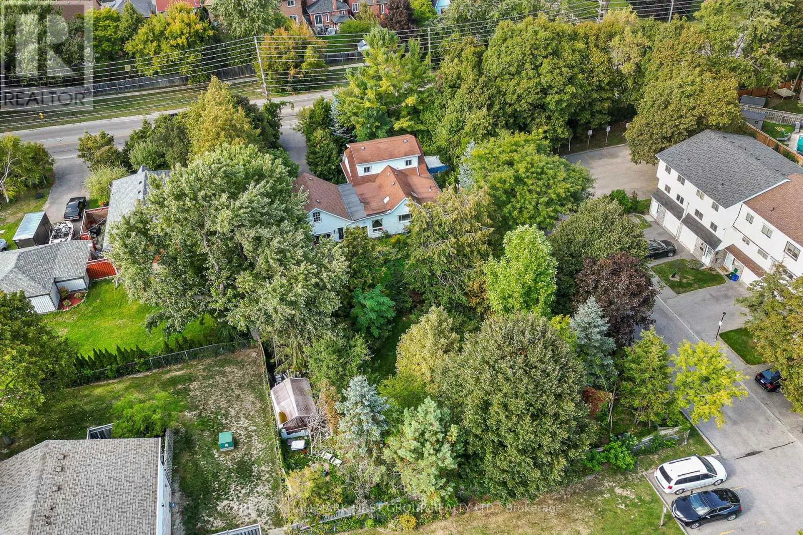 House for rent: 1433 Finch Avenue, Pickering, Ontario L1V 1J8