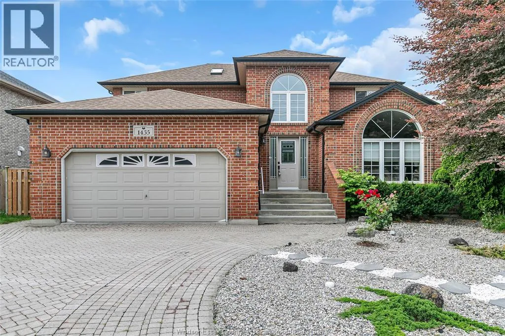 House for rent: 1435 Maple, LaSalle, Ontario N9J 3L3