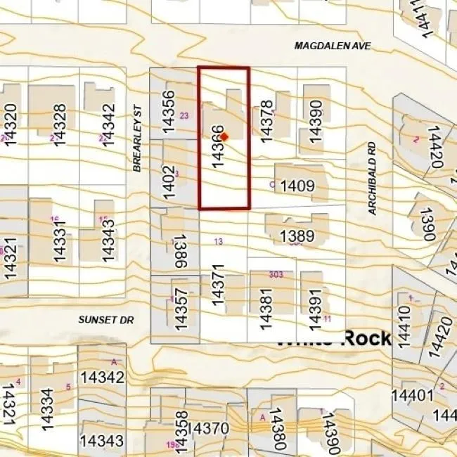 House for rent: 14366 Magdalen Avenue, White Rock, British Columbia V4B 2X3