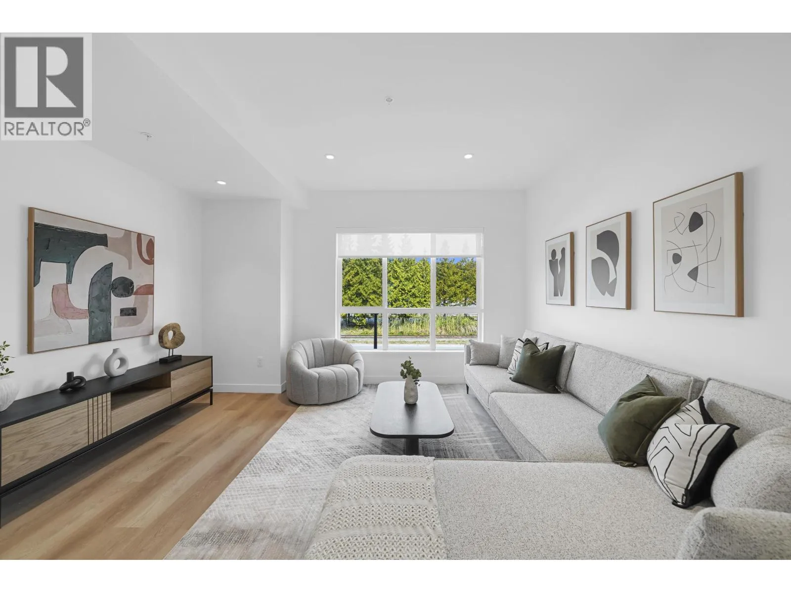 Row / Townhouse for rent: 144 388 Duncan Street, New Westminster, British Columbia V3M 0P9