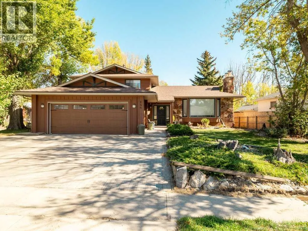 House for rent: 144 5th Street W, Cardston, Alberta T0K 0K0