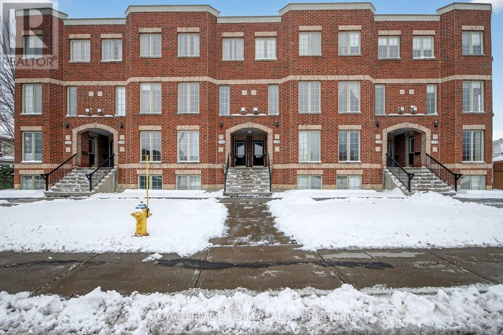 Row / Townhouse for rent: 144 Berrigan Drive, Ottawa, Ontario K2J 0J4