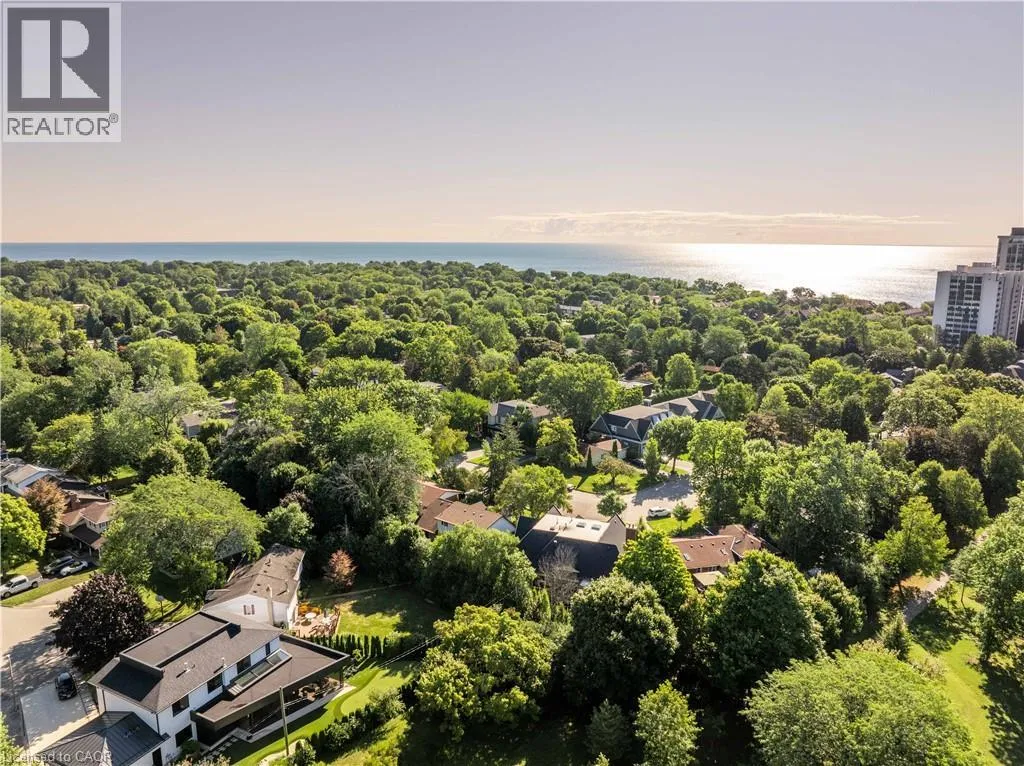 House for rent: 144 Ulster Drive, Oakville, Ontario L6L 3P2