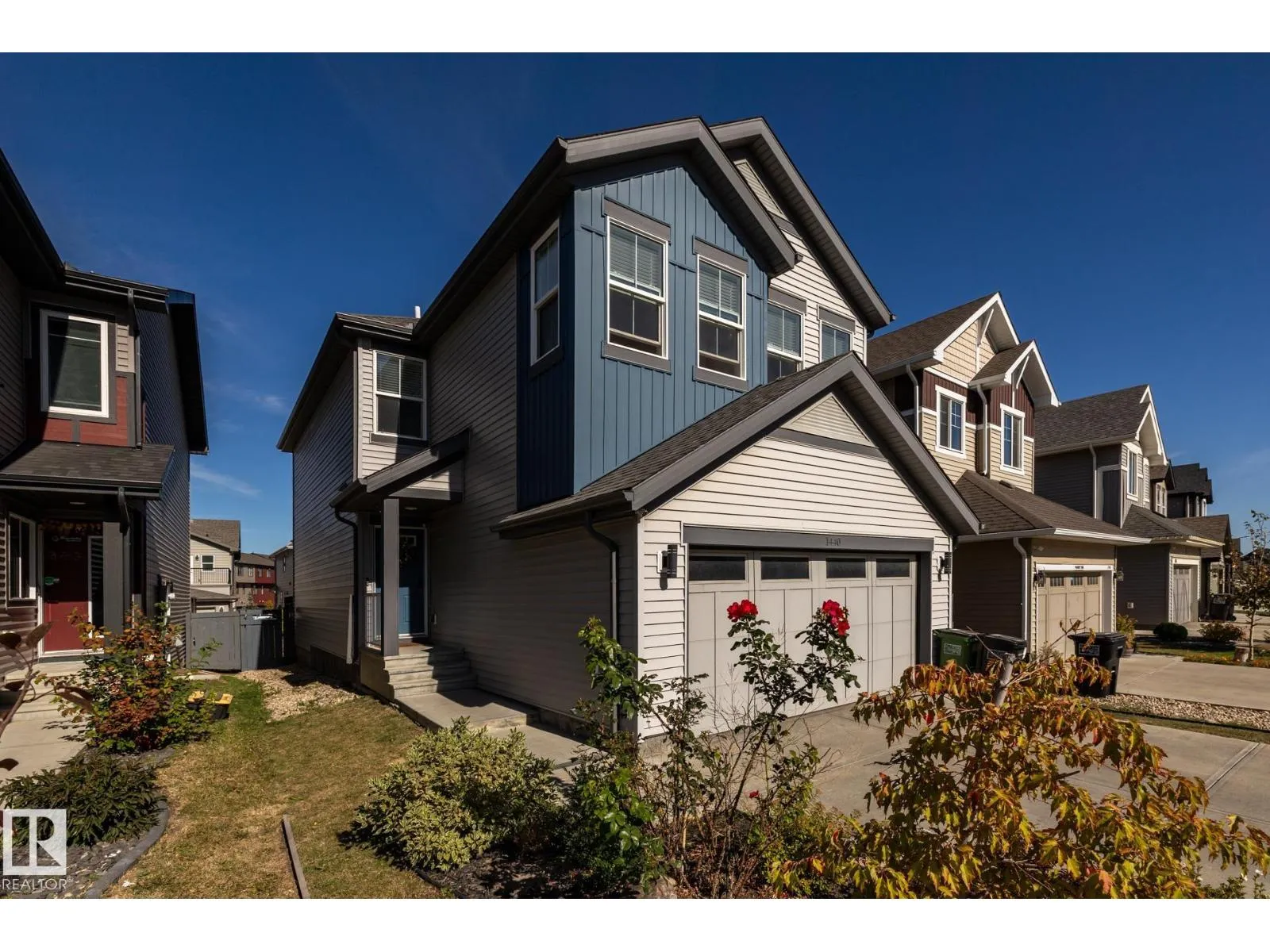 House for rent: 1440 Darby Green Sw, Edmonton, Alberta T6W 4N5