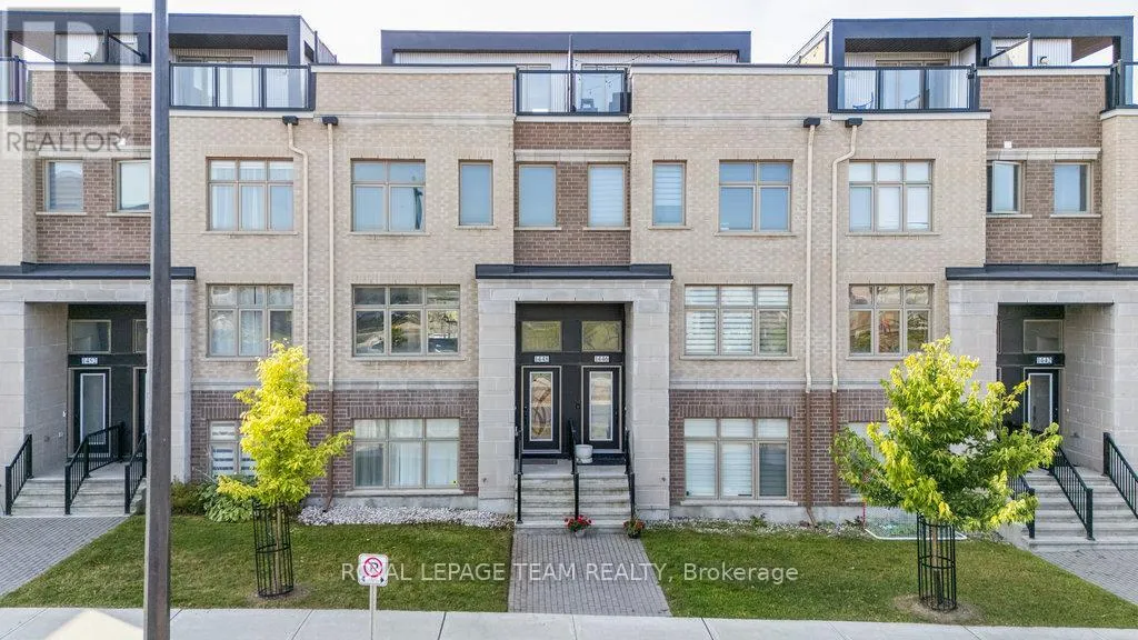 Row / Townhouse for rent: 1448 Hemlock Road, Ottawa, Ontario K1K 4Z8