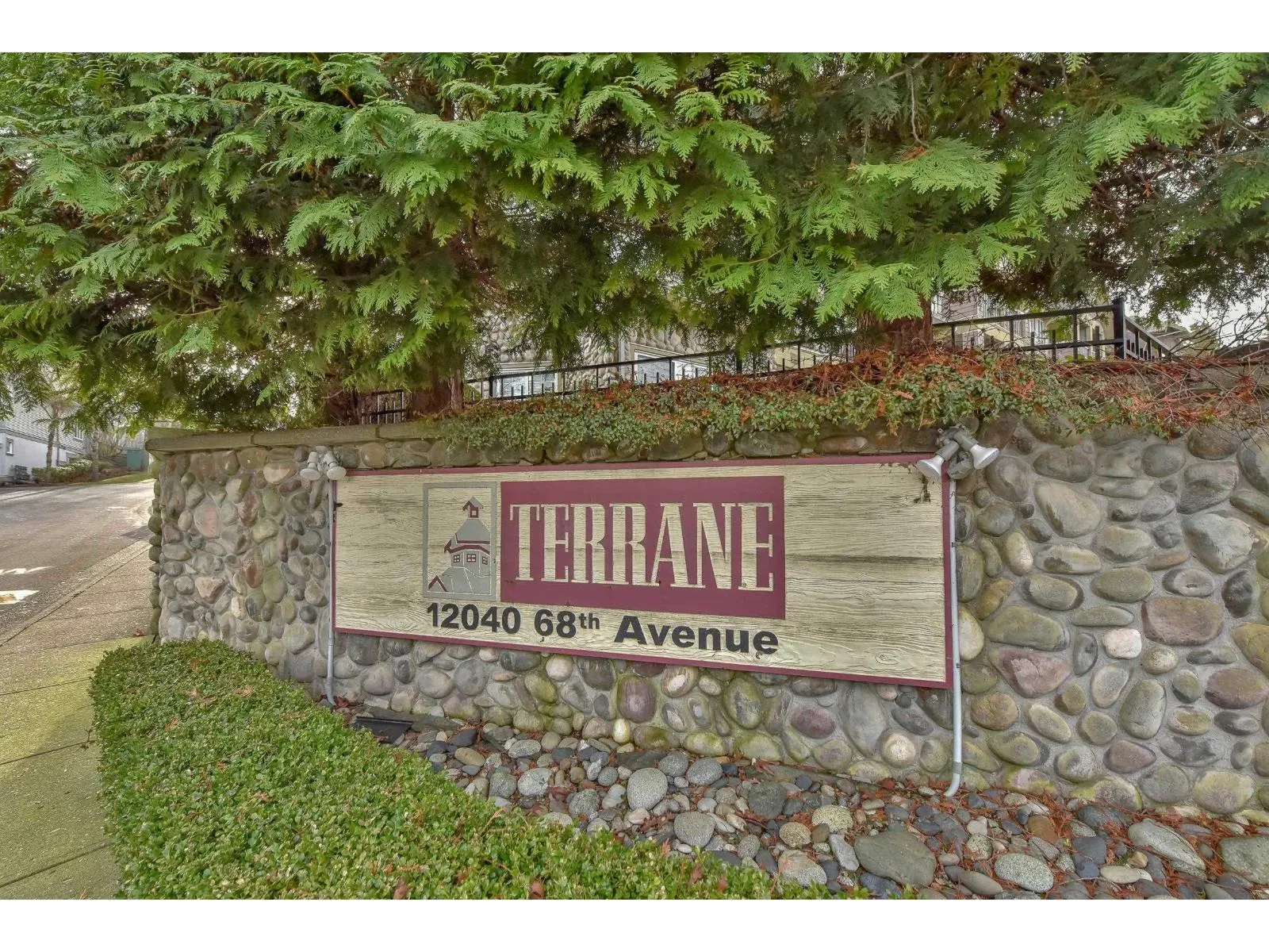 Row / Townhouse for rent: 145 12040 68 Avenue, Surrey, British Columbia V3W 1P5