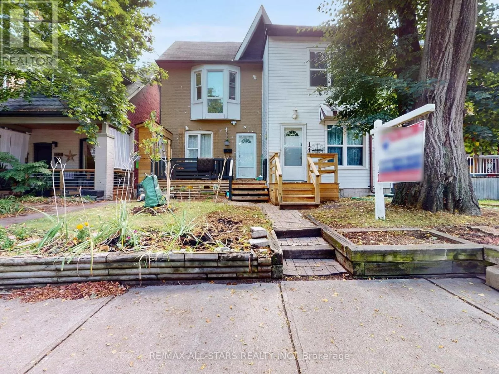 House for rent: 145 Boultbee Avenue, Toronto, Ontario M4J 1B2