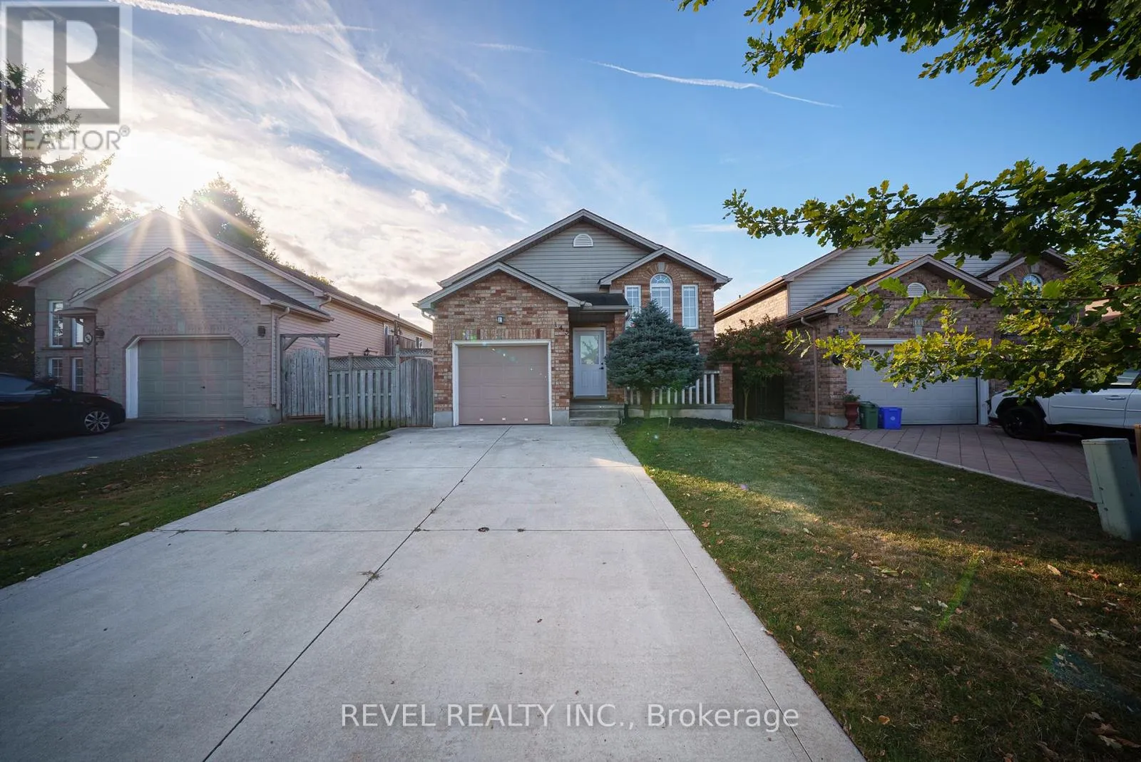 House for rent: 145 Oldham Street, London South, Ontario N5Z 5E1