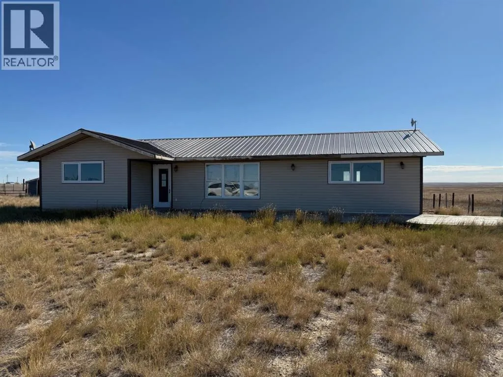 House for rent: 14515 Range Road 93, Rural Cypress County, Alberta T0B 1C0