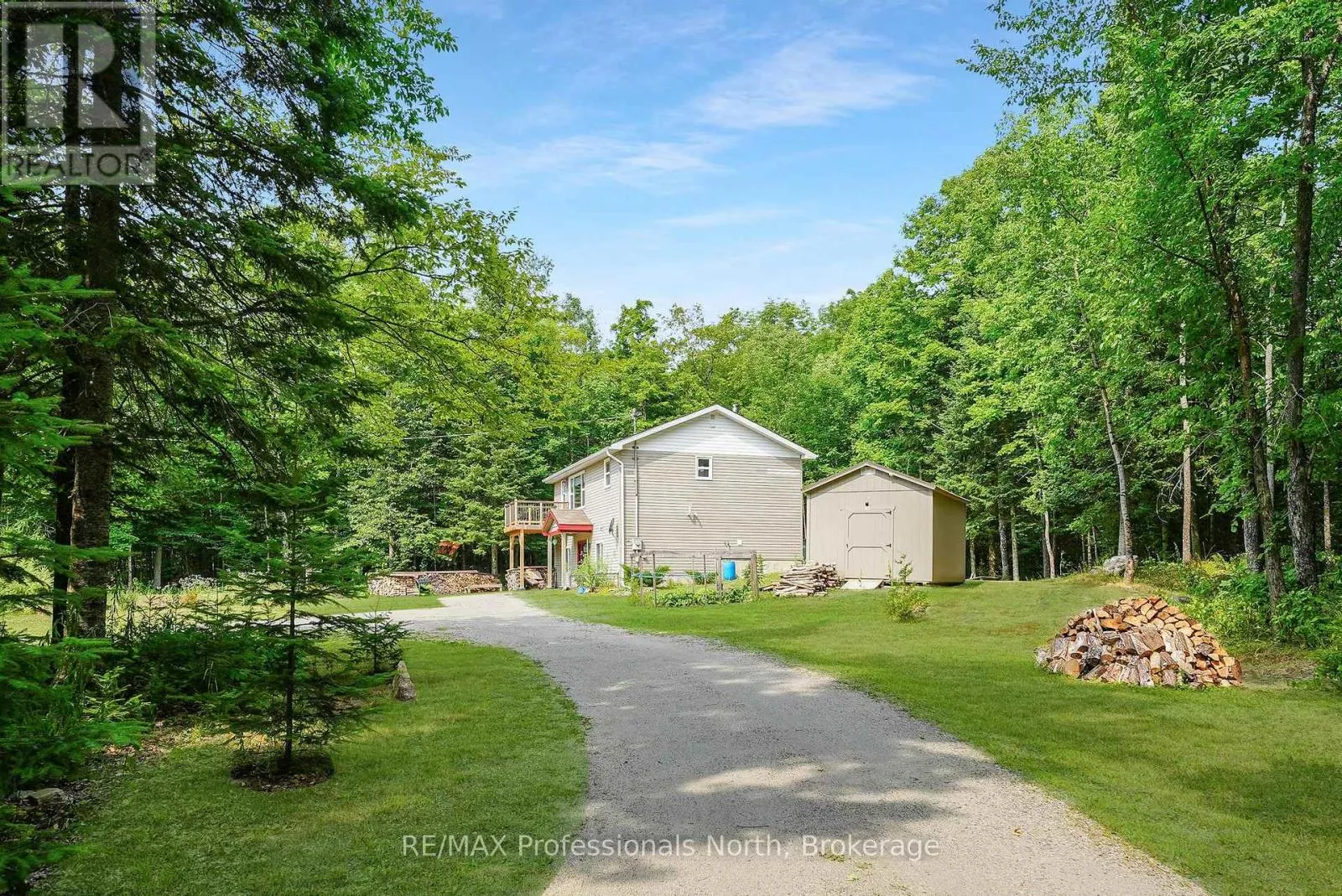 House for rent: 1453 Minnicock Lake Road, Dysart et al, Ontario K0M 1S0