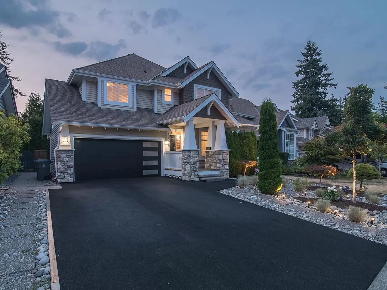 House for rent: 14579 33b Avenue, Surrey, British Columbia V4P 3M8