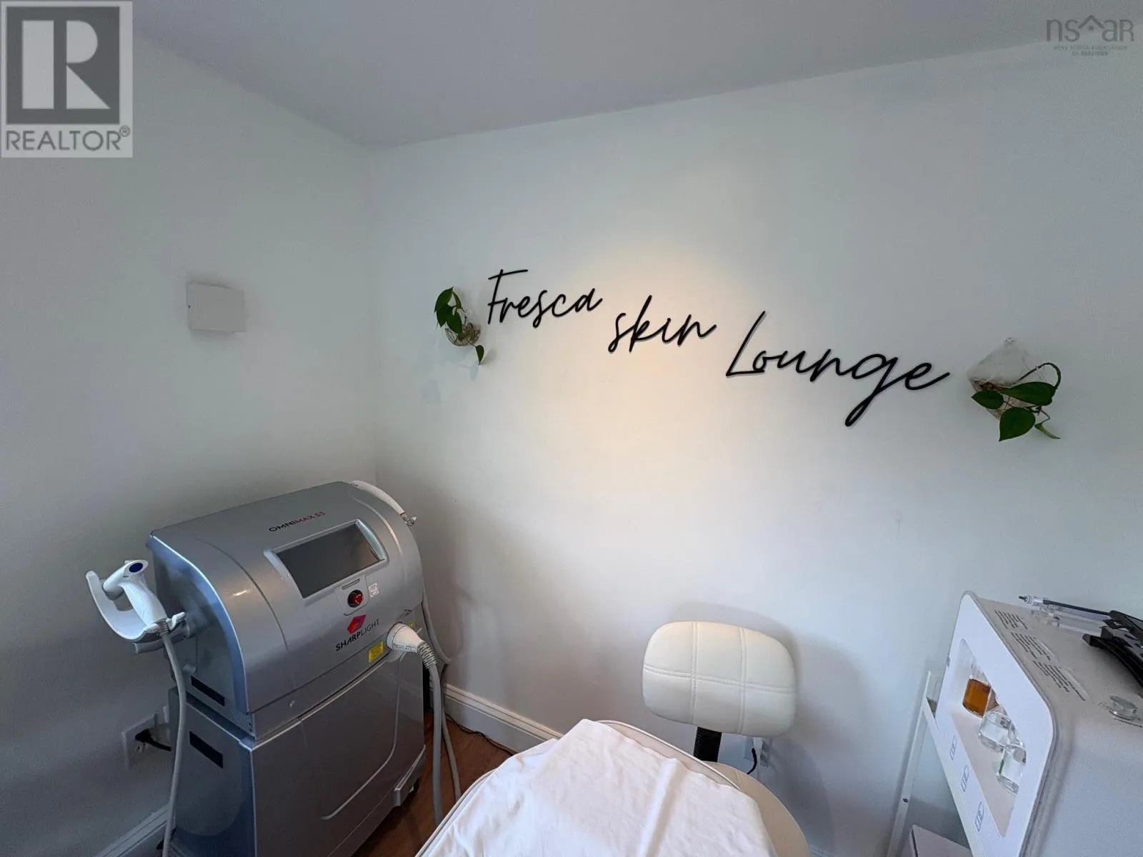 1460 Bedford Highway, Bedford, Nova Scotia B4A 1E4