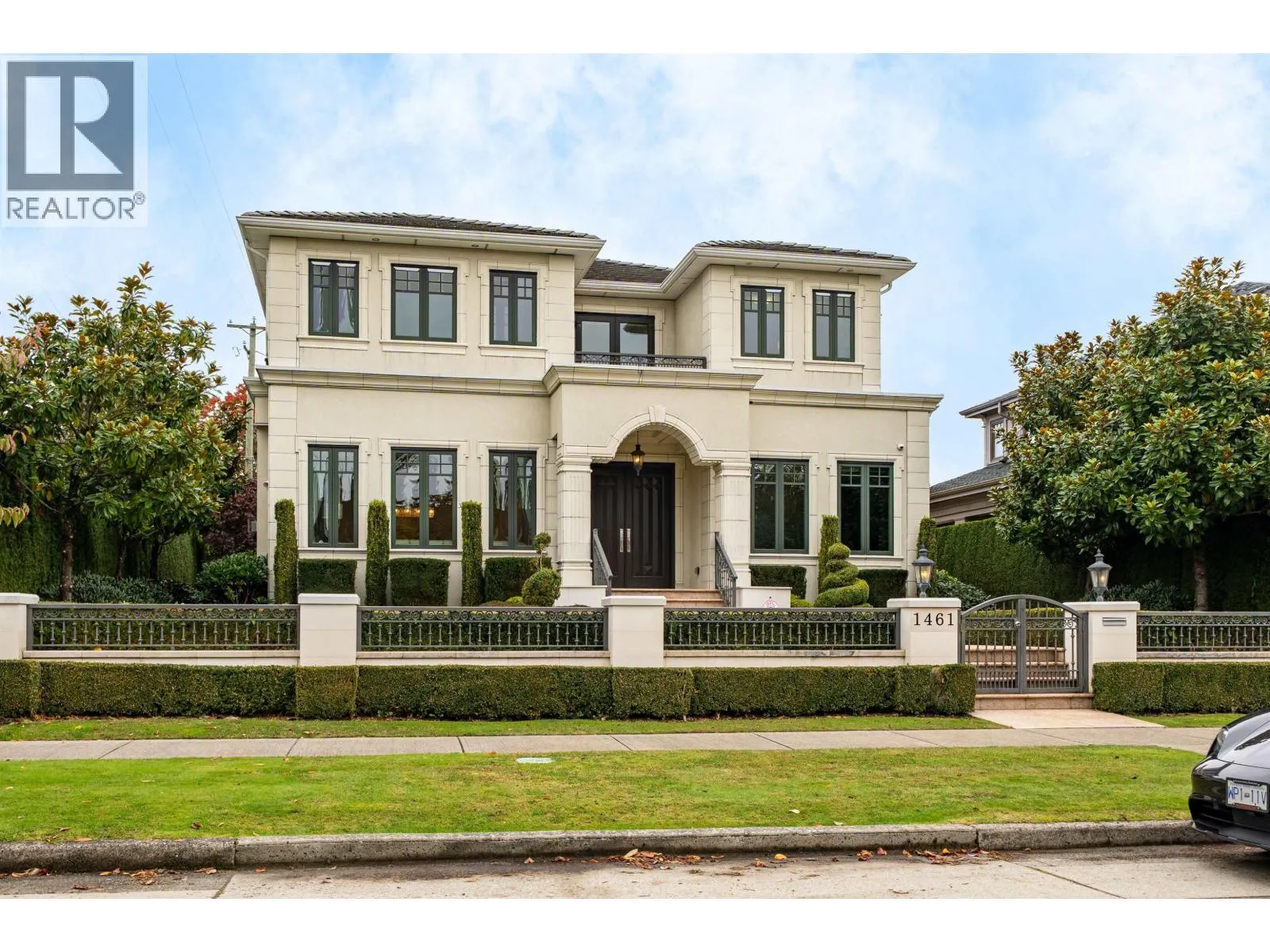 House for rent: 1461 W 47th Avenue, Vancouver, British Columbia V6M 2L9