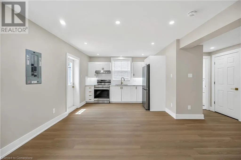 Apartment for rent: 1466 Main Street E Unit# Upper 2, Hamilton, Ontario L8K 1C6