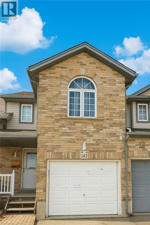 Row / Townhouse for rent: 147 Activa Avenue, Kitchener, Ontario N2E 3T3