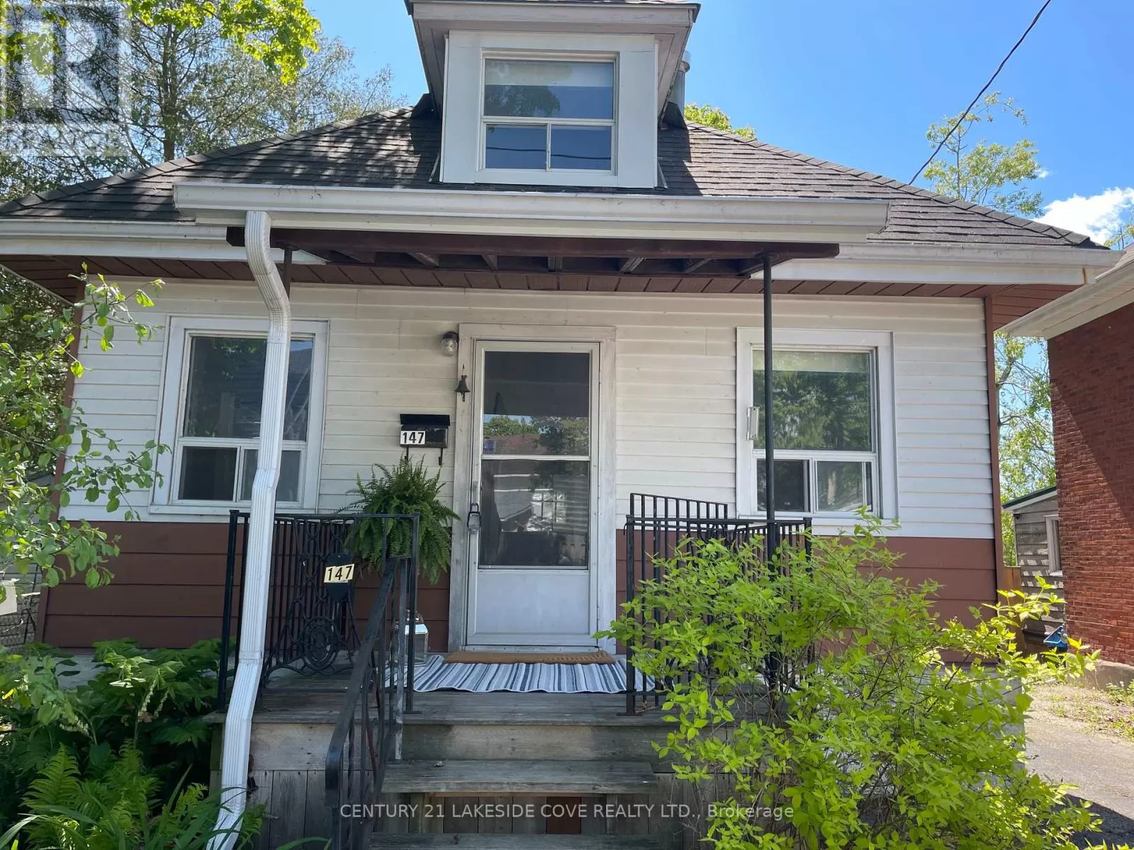 House for rent: 147 Dufferin Street, Orillia, Ontario L3V 5T1