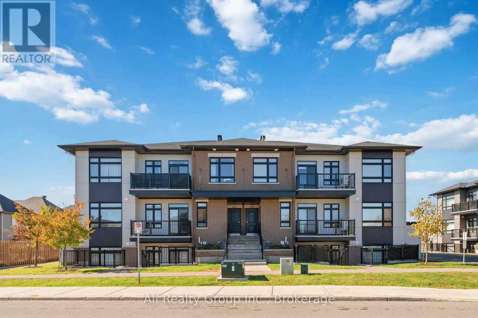 Apartment for rent: 147 Fairweather Street, Ottawa, Ontario K1T 0M8