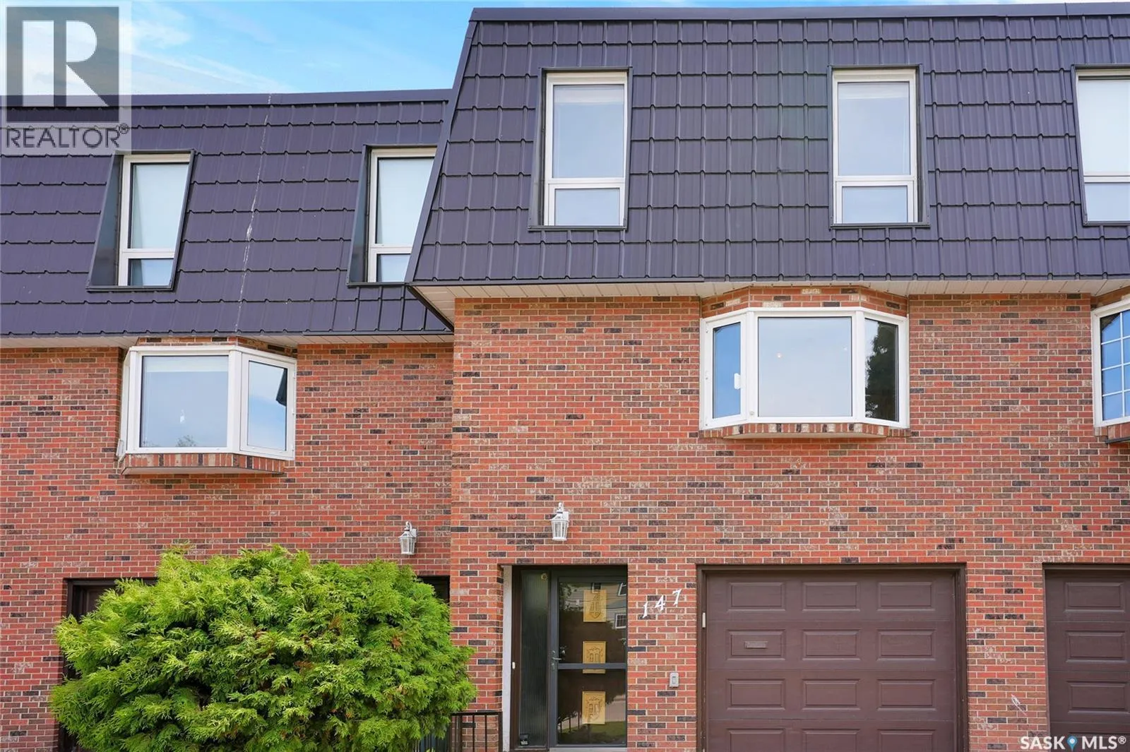 Row / Townhouse for rent: 147 Hochelaga Street W, Moose Jaw, Saskatchewan S6H 2G2