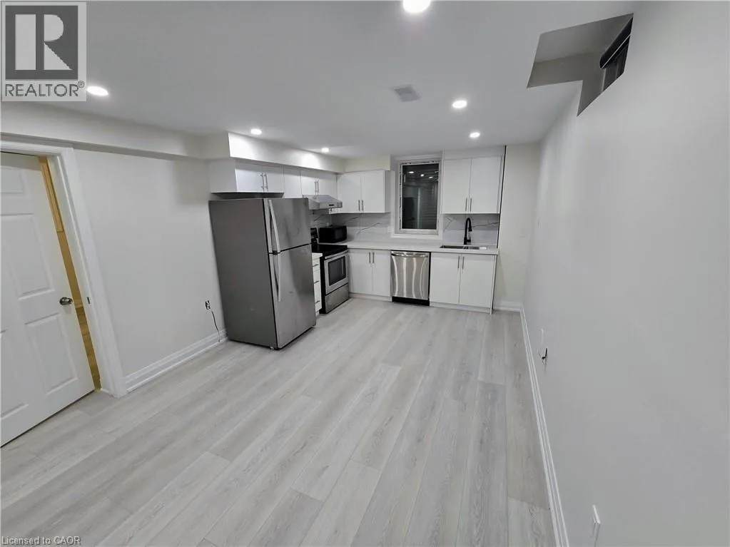 House for rent: 147 Langlaw Street, Cambridge, Ontario N1P 1H9