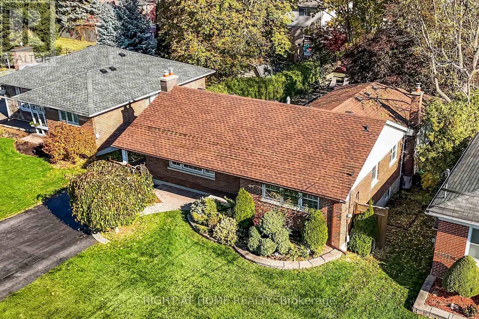 House for rent: 147 Liberty Street N, Clarington, Ontario L1C 2M2