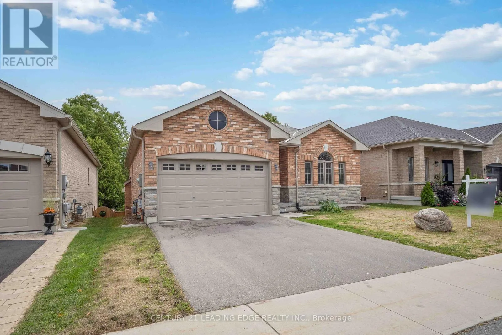 House for rent: 147 Springdale Drive, Kawartha Lakes, Ontario K9V 0H9