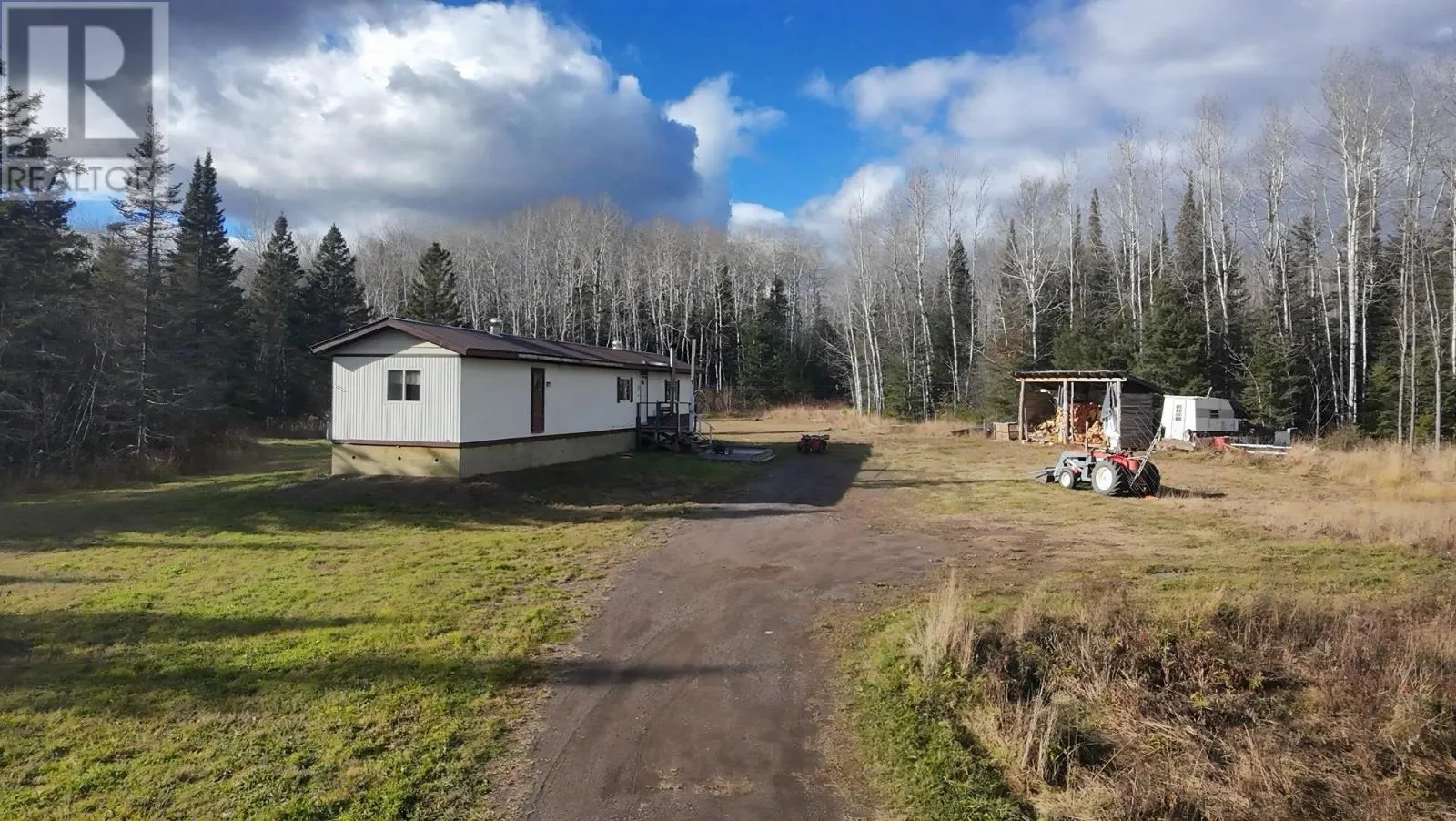 1471 Hwy 608, Thunder Bay, Ontario P7C 4V2