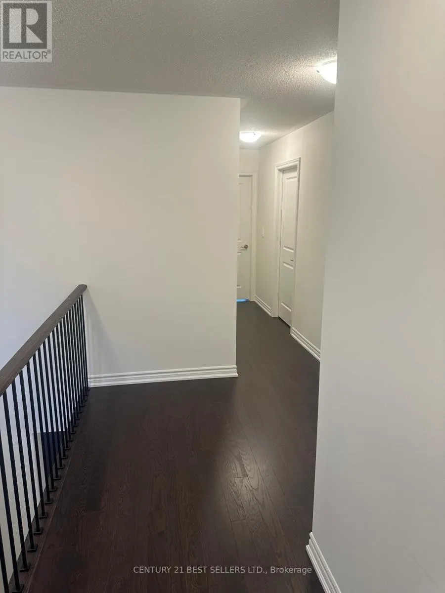 Row / Townhouse for rent: 1474 Savoline Boulevard, Milton, Ontario L9E 1G5