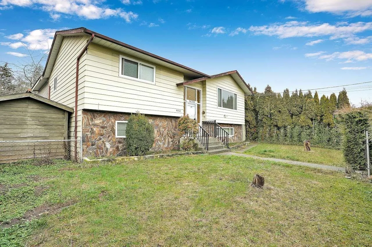 House for rent: 14747 88 Avenue, Surrey, British Columbia V3S 2S2