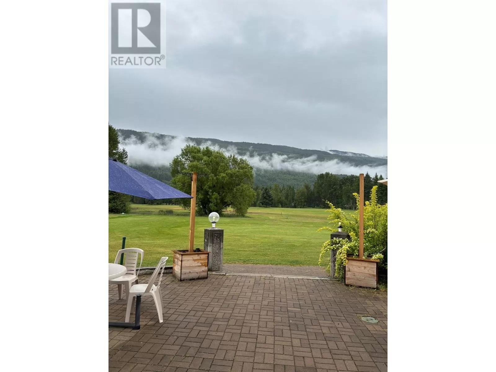 Apartment for rent: 1476/1480 Old North Thompson Highway, Clearwater, British Columbia V0E 1N2