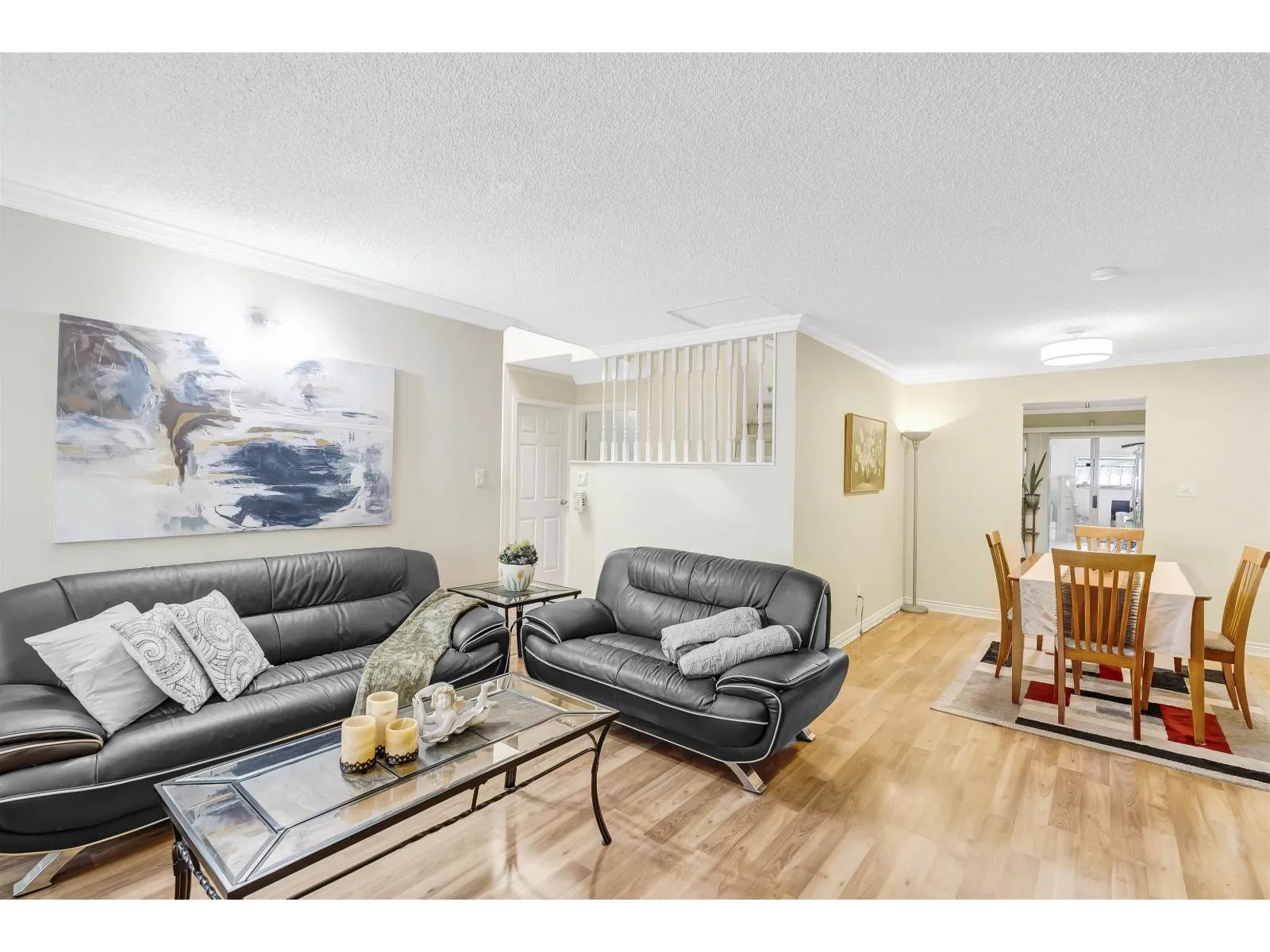 House for rent: 14783 101 Avenue, Surrey, British Columbia V3R 7H7