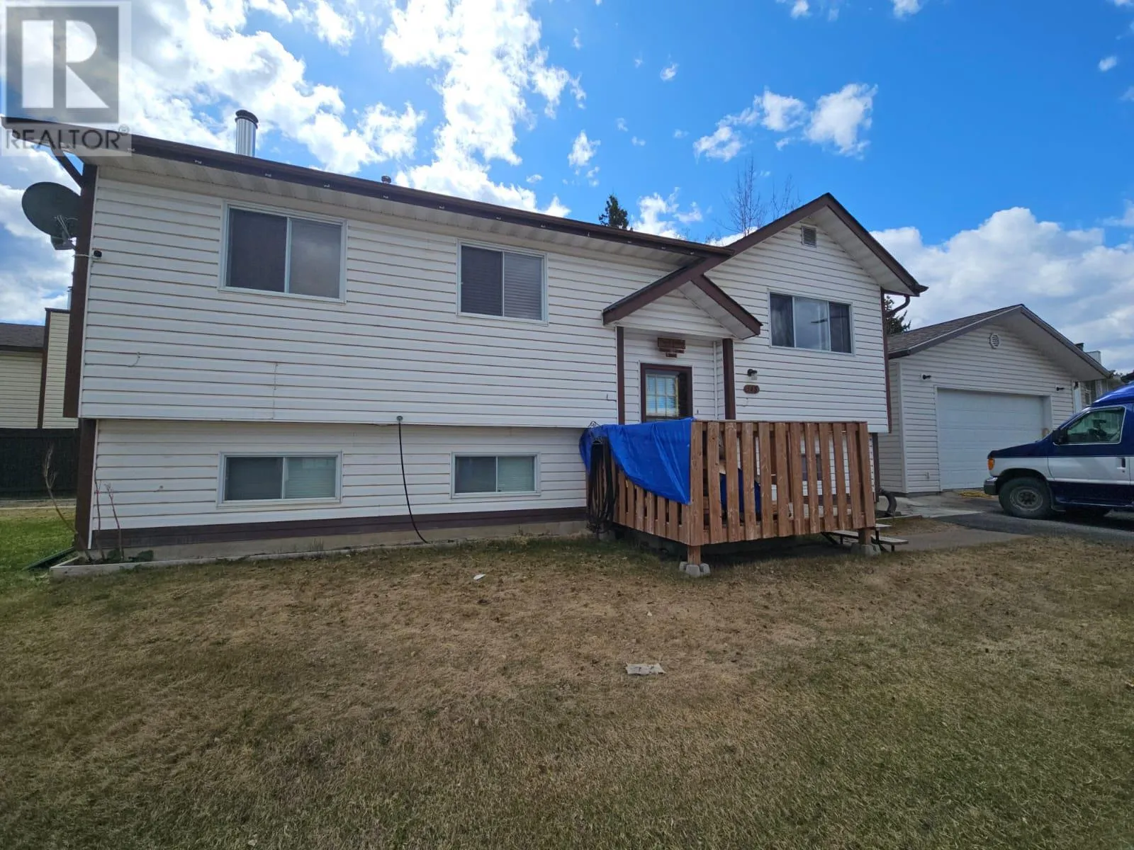 House for rent: 148 Birch Avenue, Tumbler Ridge, British Columbia V0C 2W0