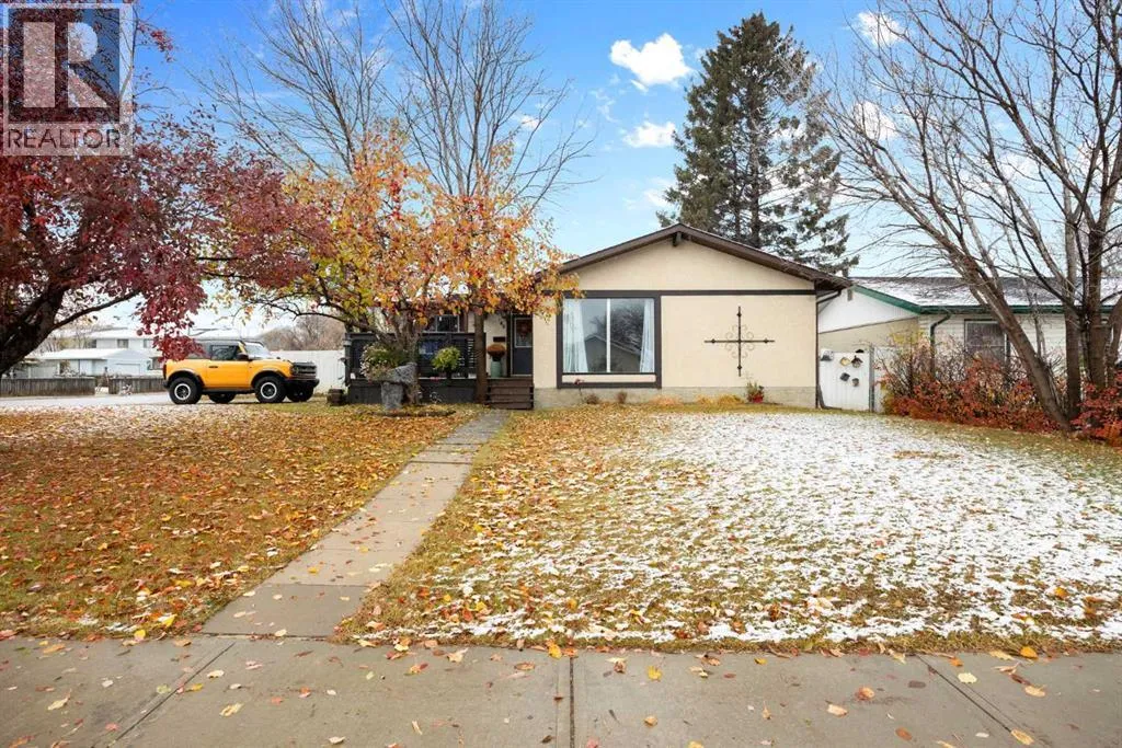 House for rent: 148 Hill Drive, Fort McMurray, Alberta T9H 2B6