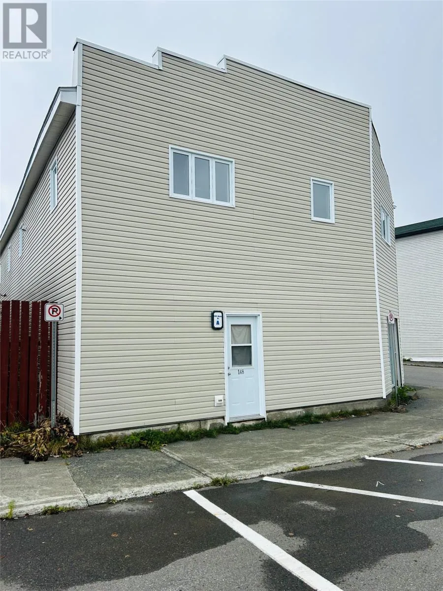 Multi-Family for rent: 148 Main Street, Grand Falls-Windsor, Newfoundland & Labrador A2B 1J8