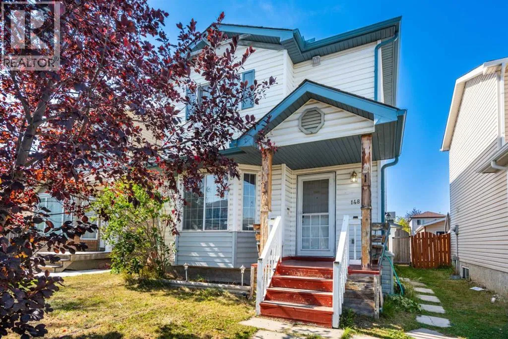 House for rent: 148 Martin Crossing Crescent Ne, Calgary, Alberta T3J 3S9