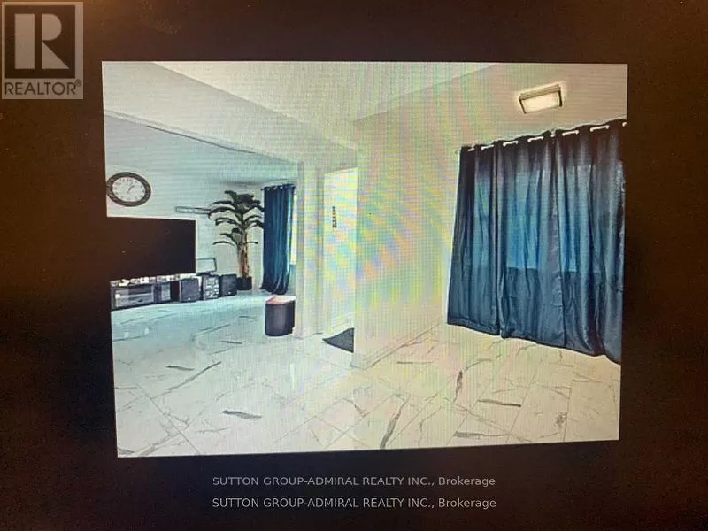 House for rent: 148 Rowntree Mill Road S, Toronto, Ontario M9L 1C9