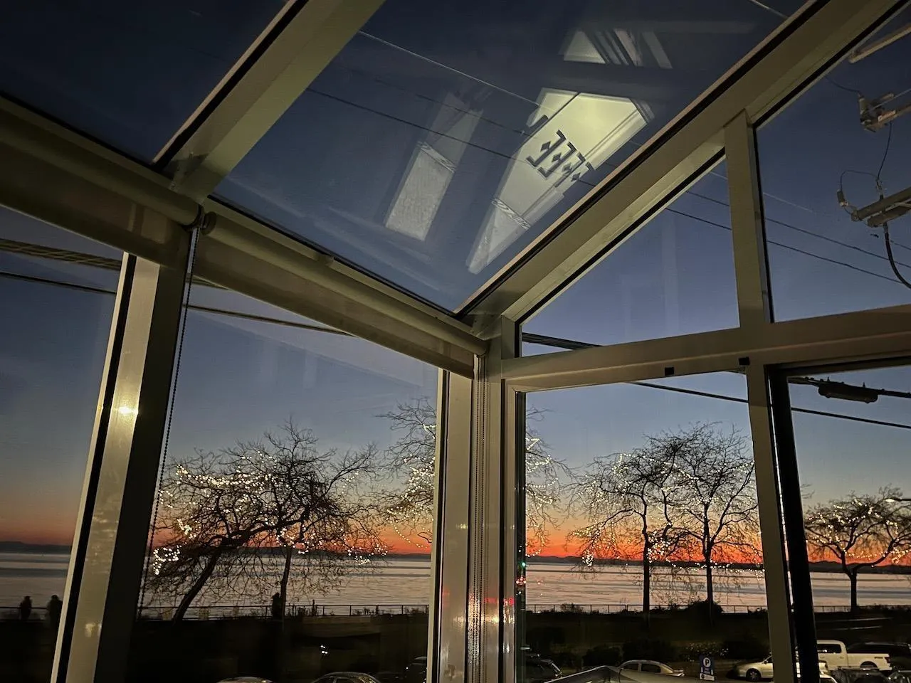 Row / Townhouse for rent: 14831 Marine Drive, White Rock, British Columbia V4B 1C1