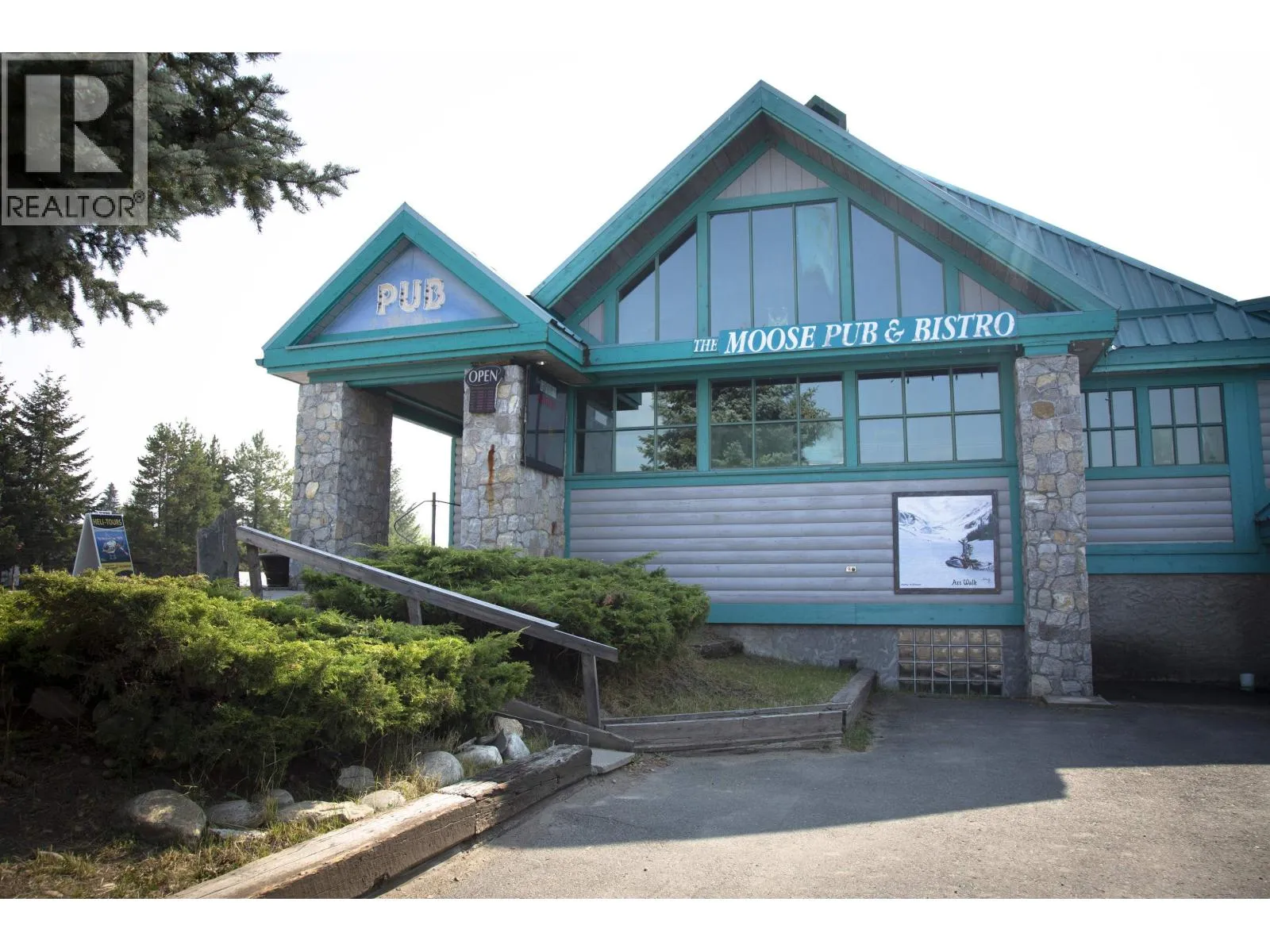 1485 5th Avenue, Valemount, British Columbia V0E 2Z0