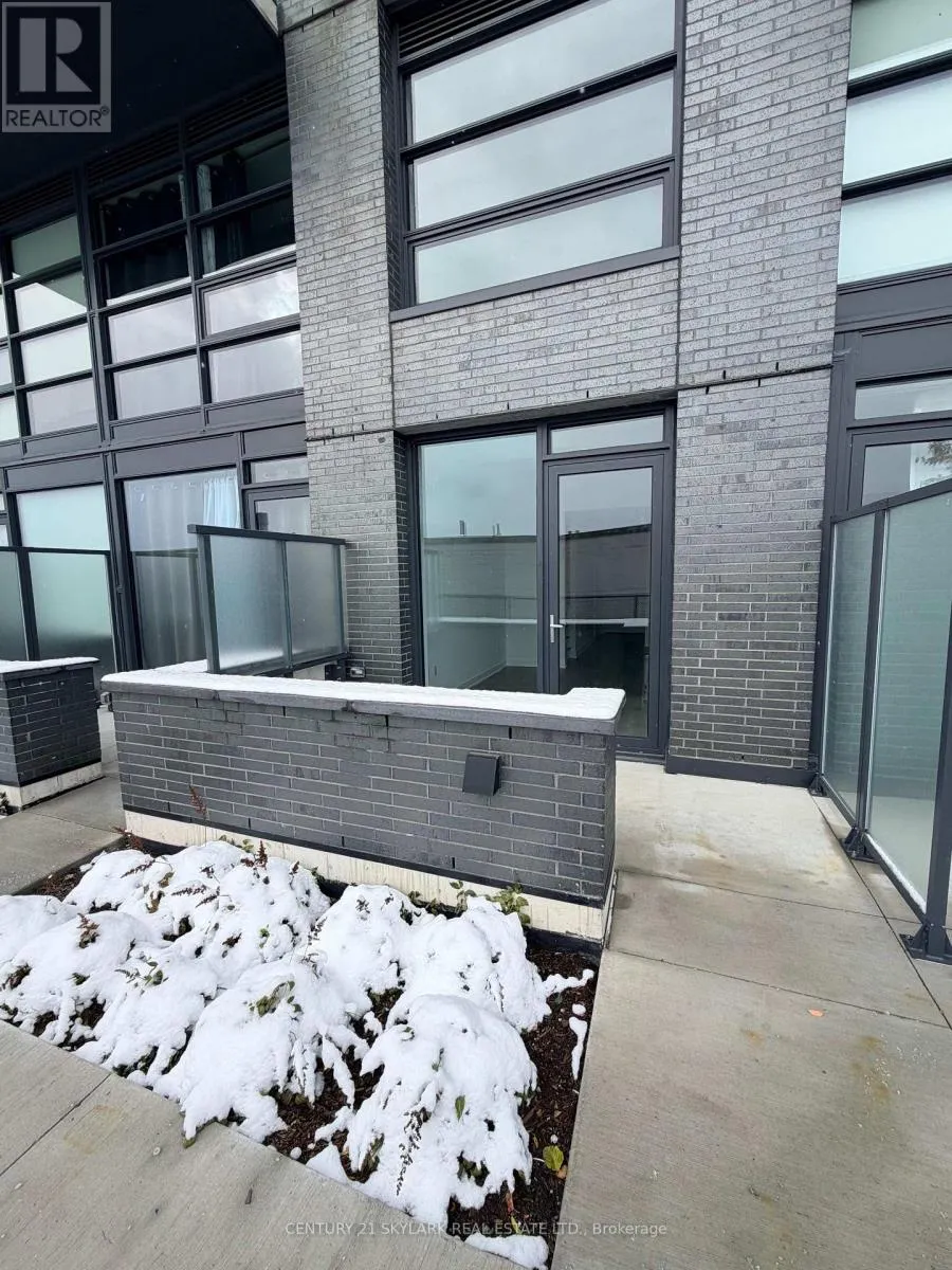 Apartment for rent: 148d - 1614 Charles Street, Whitby, Ontario L1N 0P5