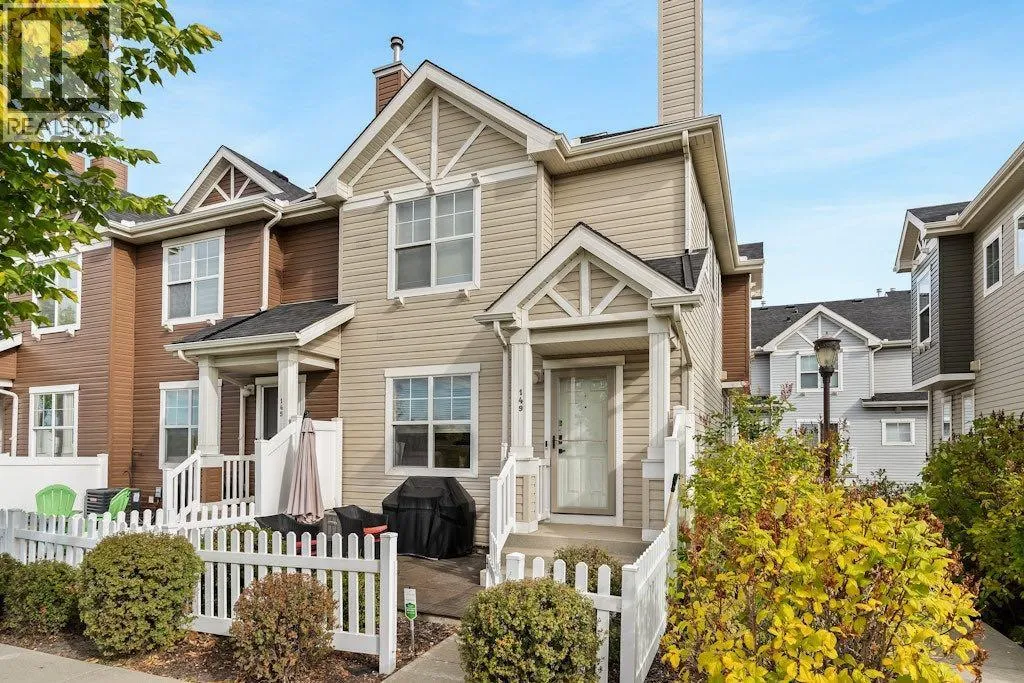 Row / Townhouse for rent: 149 Elgin Gardens Se, Calgary, Alberta T2Z 4T6