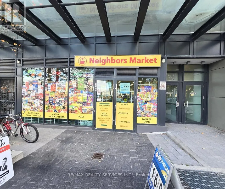 1490 Bathurst Street, Toronto, Ontario M5P 3G9