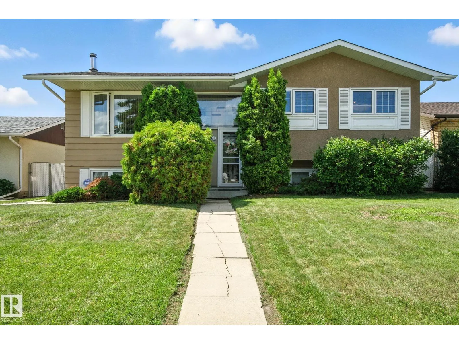 House for rent: 14936 81 St Nw, Edmonton, Alberta T5C 1P5