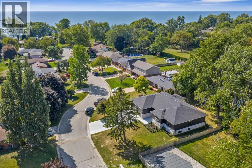 House for rent: 1499 Fuller Drive, Kingsville, Ontario N9Y 3M7