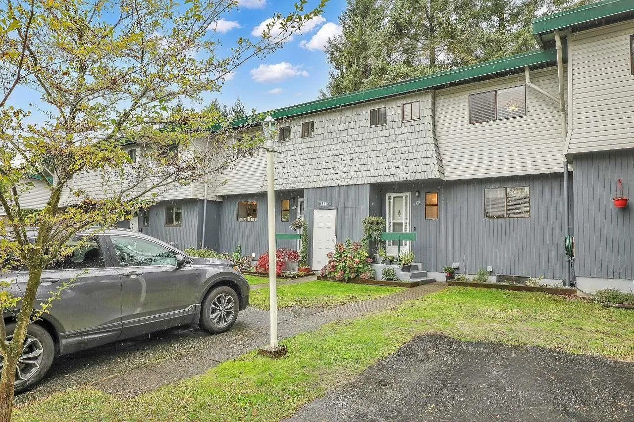 Row / Townhouse for rent: 15 10880 152 Street, Surrey, British Columbia V3R 4H4