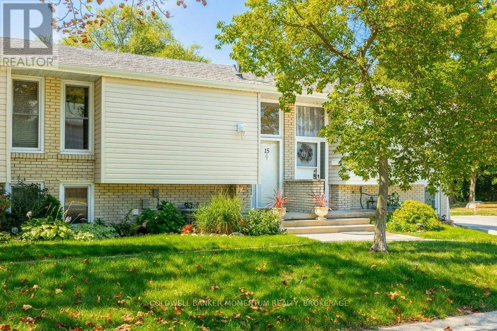 Row / Townhouse for rent: 15 - 151 Parnell Road, St. Catharines, Ontario L2M 3S4