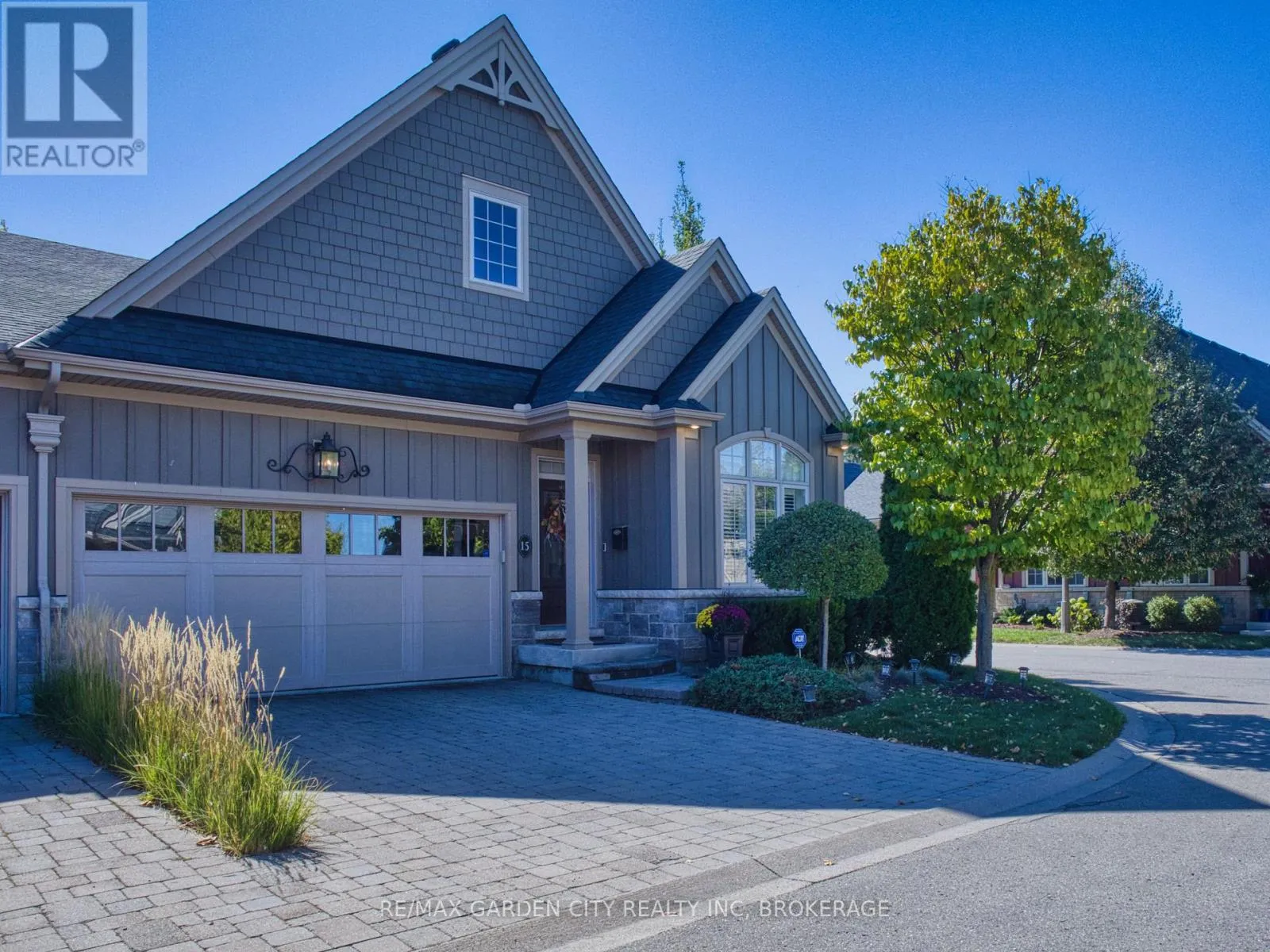 Row / Townhouse for rent: 15 - 215 Vansickle Road, St. Catharines, Ontario L2S 0E3