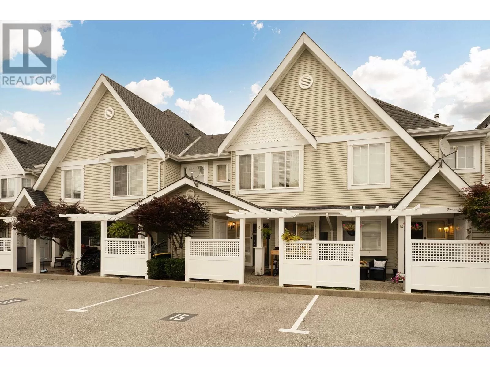 Row / Townhouse for rent: 15 23575 119 Avenue, Maple Ridge, British Columbia V4R 2P4