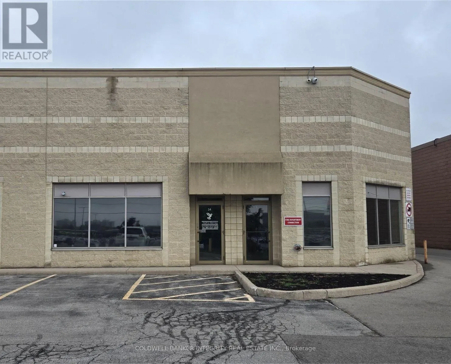 15 - 5115 Harvester Road, Burlington, Ontario L7L 0A3